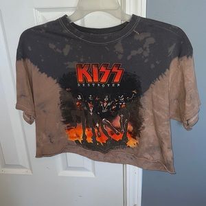 Kiss cropped tee